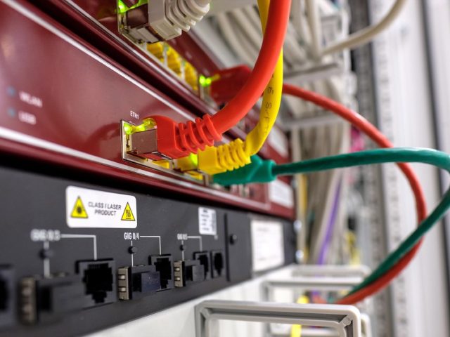 Cloudflare ou Akamai : choisir pour protéger des APIs
