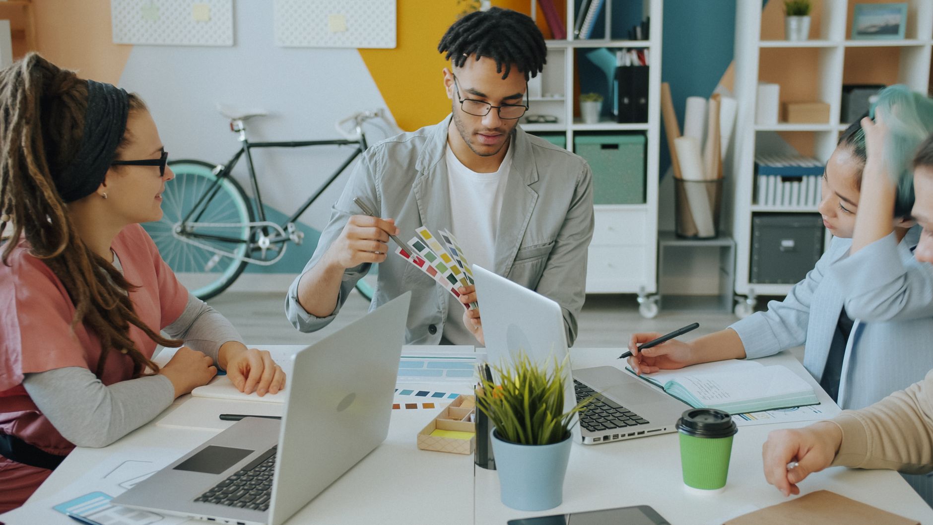 Marketplace e‑commerce : définition, fonctionnement et enjeux